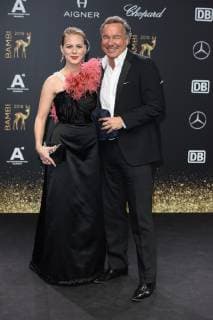 Alicia von Rittberg, Nico Hofmann BAMBI 2018 - Roter Teppich im Theater am Potsdamer Platz in Berlin am 16.11.2018