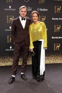Lars Eidinger und Claudia Michelsen bei der Verleihung Bambi 2018 am 16.11.2018 in Berlin Bambi 2018 Verleihung in Berlin