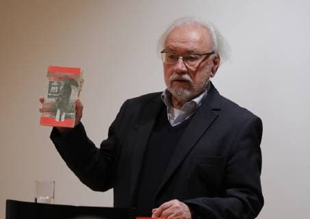 Entertainment Bilder des Tages Dr.Siegfried Heimann, habilitierter Politikwissenschaftler und Privatdozent an der FU Berlin, Deutschland, Berlin, Willy-Brandt- Haus, Buchvorstellung Geschichte des SDS , Der Sozialistische Deutsche Studentenbund 1946-1970, 20.11.2018