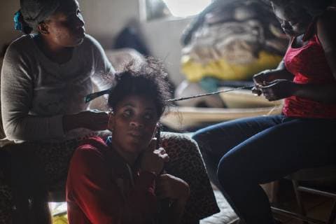 A family of migrants from Haiti, are seen in the so-called Little Haiti in the city of Tijuana, Mexico, on 21 November 2018, where they have integrated social and working life with Mexicans, while the migrant caravan of Central Americans, who settled in this city 10 days ago, went from having limited options to exploring the possibility to restart their life in Mexico, the United States or Canada. Migrants study possibilities: Mexico, USA, Canada or the return to their country !ACHTUNG: NUR REDAKTIONELLE NUTZUNG!  Copyright: xMaríaxdexlaxLuzxAscenciox AME8775 20181122-636784566483390735