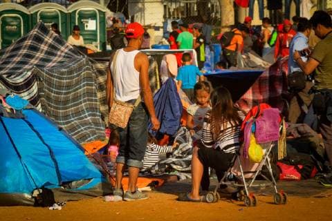 November 22, 2018 - EUM20181121NAC42.JPG.TIJUANA, BC.-Migrants Migrantes-Caravana.- 21 de noviembre de 2018.- Los migrantes centroamericanos en el albergue instalado en la Unidad Deportiva Benito Juarez de esta ciudad. Foto: Agencia EL UNIVERSAL RCC.  - ZUMAu78_ 20181122_zaf_u78_003 Copyright: xJoebethxTerriquezx