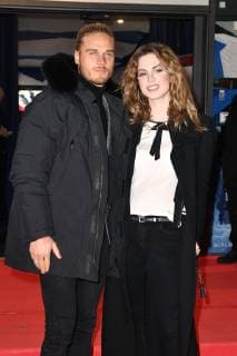 Rurik Gislason und Larissa Kerner bei der Präsentation vom Lambertz Kalender 2019 in der Eisbar Angiyok. Berlin, 22.11.2018