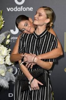 Vanessa Fuchs, Kim Hnizdo, PLACE TO B Awards. Zum dritten Mal werden die PLACE TO B Awards an Social-Media-Stars und Content Creators verliehen in Berlin am 24.11.2018