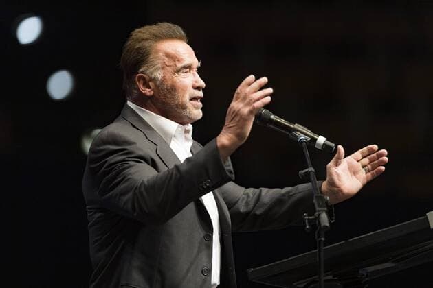 Juergen Hoeller, Power Weekend, Oympiahalle Muenchen. 02.12.2018 Im Bild: Arnold Schwarzenegger