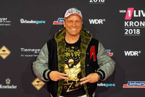 Bochum, Germany 06.12.2018, 1Live Krone 2018, Dennis aus Huerth, Martin Klempnow auf dem Roten Teppich der 1Live Krone ( DeFodi001
