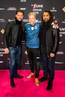 Bochum, Germany 06.12.2018, 1Live Krone 2018, Roman Weidenfeller, Daniel Danger und Patrick Owomoyela auf dem Roten Teppich der 1Live Krone ( DeFodi001