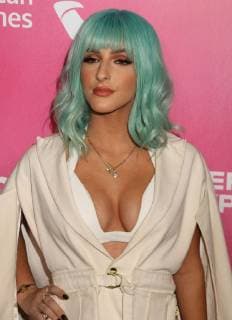 December 6, 2018 - New York City, New York, U.S. - Singer NJOMZA attends Billboard s 13th Annual Women in Music event held at Pier 36. New York City U.S. - ZUMAk03_ 20181206_zaf_k03_055 Copyright: xNancyxKaszermanx