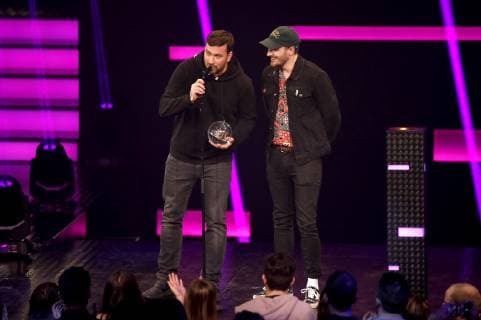 Marteria und Casper bei der 19. Verleihung der 1Live Krone 2018 in der Jahrhunderthalle. Bochum, 06.12.2018