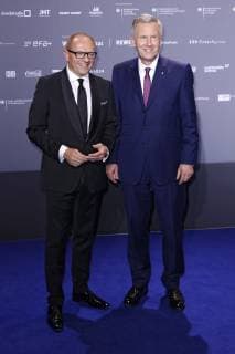 Stefan Schulze-Hausmann und Christian Wulff bei der Verleihung des 11. Deutschen Nachhaltigkeitspreises 2018 im Maritim Hotel. Düsseldorf, 07.12.2018