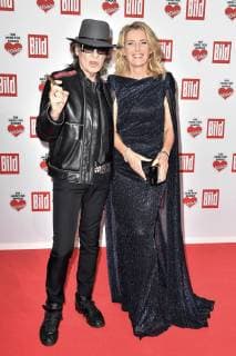 Udo Lindenberg und Maria Furtwängler bei der TV Spendengala Ein Herz für Kinder 2018 im Studio G in Adlershof. Berlin, 08.12.2018 *** Udo Lindenberg and Maria Furtwängler at the TV Spendengala Ein Herz für Kinder 2018 at Studio G in Adlershof Berlin 08 12 2018 Foto:xF.xKernx xFuturexImage