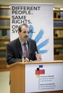 Verleihung des Deutsch-Franzoesischen Preises fuer Menschenrechte und Rechtsstaatlichkeit an den Syrer Anwar al-Bunni. Berlin, 10.12.2018, Berlin Deutschland