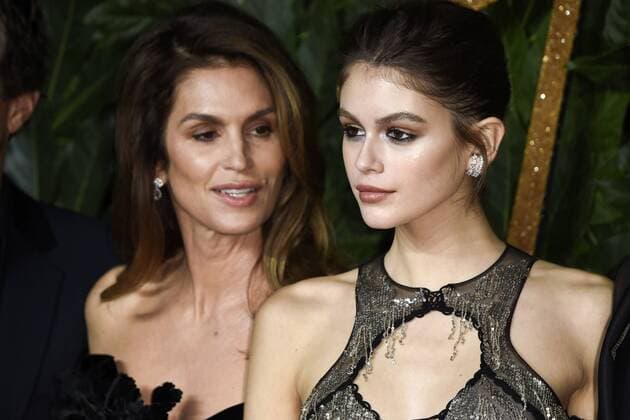 Cindy Crawford mit Tochter Kaia Gerber bei der Verleihung der Fashion Awards 2018 in der Royal Albert Hall. London, 10.12.2018 Cindy Crawford, Kaia Gerber