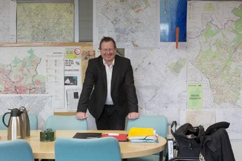 Jens-Holger Kirchner (Bündnis90 Grüne, Baustadtrat Pankow) in seinem Büro, Personen, Politik, Politiker, Mann, Porträt, Fotoshooting, Europa, Deutschland, Berlin,