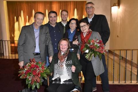 Michael Roll, Gast, Philipp Däuber, Karin Mergner, Maria Stangassinger, Brigitte Schlögl und Peter Nagel bei der Preiserleihung Drehort des Jahres 2018 im Gloria Palast. München, 13.12.2018