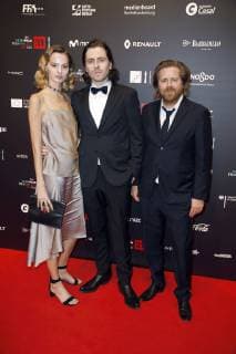 Amy Zeilon, Sverrir Gudnason und Janus Metz bei der Verleihung des 31. Europäischen Filmpreises 2018 im Teatro de la Maestranza. Sevilla, 15.12.2018