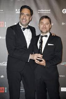 Konstantinos Kontovrakis und Giorgos Karnavas, Gewinner europäischer Koproduzentenpreis Prix Eurimages, bei der Verleihung des 31. Europäischen Filmpreises 2018 im Teatro de la Maestranza. Sevilla, 15.12.2018