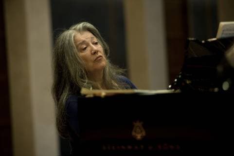 Herkulessaal, München 2009 Martha Argerich *** Hercules Hall Munich 2009 Martha Argerich Copyright: MichelxNeumeister