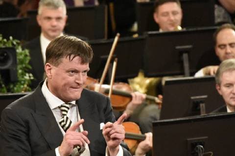 (181230) -- VIENNA, Dec. 30, 2018 -- Conductor Christian Thielemann (L) gestures on the rehearsal of the traditional New Year s concert at the golden hall of Vienna s Musikverein in Vienna, Austria, Dec. 30, 2018. ) AUSTRIA-VIENNA-NEW YEAR S CONCERT-REHEARSAL LiuxXiang 
