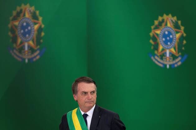 News Themen der Woche KW01 News Bilder des Tages Brazilian newly inaugurated President Jair Bolsonaro (C) is seen before poses for a picture with the 22 new ministers during his inauguration ceremony at the Planalto Palace in Brasilia, Brazil, 01 January 2019. Bolsonaro takes office !ACHTUNG: NUR REDAKTIONELLE NUTZUNG!  Copyright: xJoédsonxAlvesx AME3179 20190101-636819812849294349