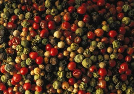 Peppercorns, close-up  Copyright: I.xRozenbaumx&xF.xCirou B06021001