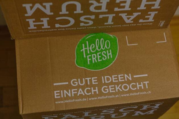HelloFresh Kochbox (Lieferdienst für Pakete mit vorbereiteten Zutaten und einem Rezept, die im Abonnement erhältlich sind)