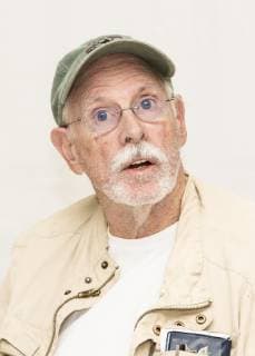 November 14, 2015 - Hollywood, California, USA - Bruce Dern The Hateful Eight Hollywood USA - ZUMAg203 20151114_zap_g203_081 Copyright: xArmandoxGallox