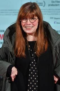 Katja EBSTEIN (Saengerin), Einzelbild,angeschnittenes Einzelmotiv,Halbfigur,halbe Figur. Roter Teppich,Red Carpet. Filmpremiere MEINE WELT IST DIE MUSIK am 07.01.2019 im City Kino in Muenchen,