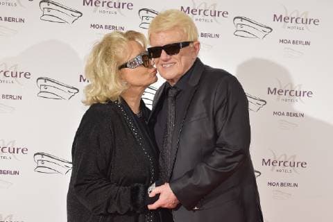 Entertainment Bilder des Tages Verleihung 20 Jahre SMAGO AWARD Heino mit Ehefrau Hannelore am roten Teppich 20 Jahre Verleihung SMAGO AWARD in Berlin am 13.01.2019