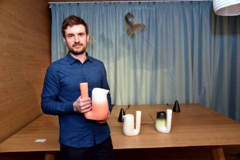 Der französische Designer Pierre Charrie , Preisträger Nachwuchspreises des A&W Designer des Jahres 2019 Preises posiert mit seiner Pan musical carafe am 13.01.2019 in Köln