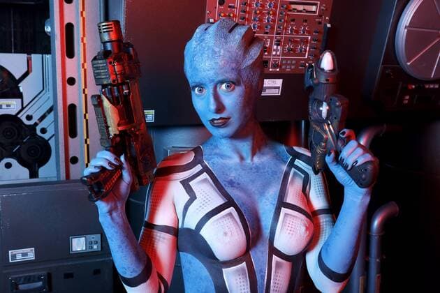 Entertainment Themen der Woche KW03 Entertainment Bilder des Tages GEEK ART - Bodypainting meets SciFi, Fantasy and more: Mass Effect Photoshooting mit Model Sarah Hu als Liara T Soni in der Originalkulisse des Maschinenraums aus der TV-Serie Star Trek: Enterprise im Filmwelt-Center. Bad Münder, 14.01.2019 - Ein Projekt des Fotografen Tschiponnique Skupin und des Bodypainters und Transformakers Enrico Lein *** GEEK ART Bodypainting meets SciFi Fantasy and more Mass Effect Photoshooting with model Sarah Hu as Liara T Soni in the original backdrop of the machine room from the TV series Star Trek Enterprise at the Filmwelt Center Bad Münder 14 01 2019 A project by photographer Tschiponnique Skupin and bodypainter and transformer Enrico Lein Foto:xT.xSkupinx xFuturexImage