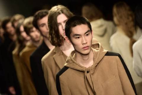 Milano Moda Uomo fall winter 2019_2020 fashion show Sartorial Monk  Copyright: xSimonaxChiocciaxIPAx xIPAx xFotosickix