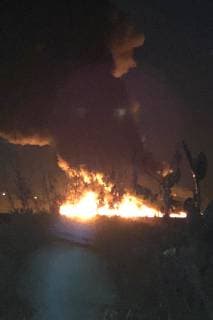 January 18, 2019 - EUM20190118NAC39.JPG .TLAHUELILPAN, Hgo. ExplosionExplosion-Ducto.- 18 de enero del 2019. Hasta el momento se reportan mas de 70 heridos y 20 fallecidos por la explosion de una fuga de combustible de San Primitivo en el municipio de Tlahuelilpan, Hidalgo. Foto: Agencia EL UNIVERSALEELG Copyright: xElxUniversalx