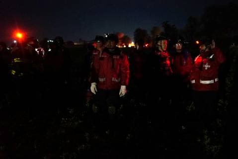 (190119) -- TLAHUELILPAN, Jan. 19, 2019 -- Members of the Mexican Red Cross work at the site of a pipeline explosion in the municipality of Tlahuelilpan, Hidalgo state, Mexico, Jan. 19, 2019. At least 21 people were killed and 71 others injured in a pipeline explosion in the central Mexican state of Hidalgo on Friday, local authorities said. David de la Paz) (SPOT NEWS)MEXICO-HIDALGO-PIPELINE-EXPLOSION e DavidxdexlaxPaz 