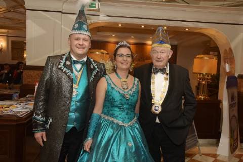 Nuernberg GER, 54.Sonderorden Wider die Neidhammel Verleihung Das Nuernberger Prineznpaar Manuela I und Juergen I. mit Ministerpraesident a.D.Guenter Beckstein Copyright: xEIBNER RZYx EP_RZY