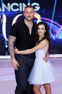 Kevin Kuske und Myriam Leuenberger in der 3. Live-Sendung der Sat.1 Show Dancing on Ice in den MMC Studios. Köln, 20.01.2018 *** Kevin Kuske and Myriam Leuenberger in the 3 live broadcast of the Sat 1 Show Dancing on Ice at MMC Studios Cologne 20 01 2018 Foto:xC.xHardtx xFuturexImage