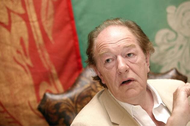 May 28, 2004 - Hollywood, California, U.S. - Michael Gambon promoting the film HARRY POTTER AND THE PRISONER OF AZKABAN in London. May 28, 2004 ** NO ITALY Hollywood U.S. - ZUMAg203 20040528_bap_g203_102 Copyright: xArmandoxGallox