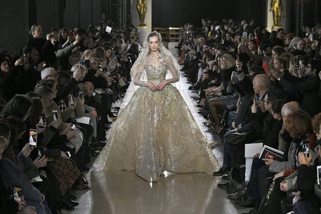 Entertainment Themen der Woche KW04 Entertainment Bilder des Tages Paris Fashion Week. Defile Haute Couture Printemps-Ete 2019. Elie Saab, Couture, Spring-Summer 2019, Paris, France Editorial use only*** 234465 2019-01-23 Paris France  Copyright: xGuyxMarineaux STAR_234465_073