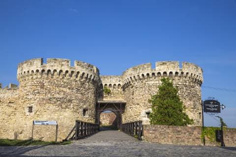 Serbia, Belgrade, Kalemegdan Park, Belgrade Fortress, Zinden gate and towers Copyright: JanexSweeney 1104-1371