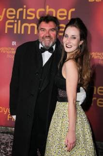 Peter Rappenglueck mit Begleitung, Verleihung des Bayerischen Filmpreis 2019 im Prinzrengententheater in Muenchen am 25.01.2018