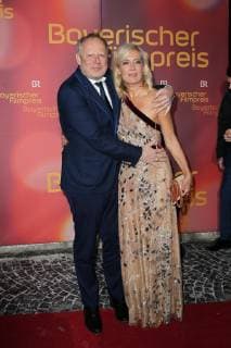 Axel Milberg mit Ehefrau Judith Milberg, Verleihung des Bayerischen Filmpreis 2019 im Prinzrengententheater in Muenchen am 25.01.2018
