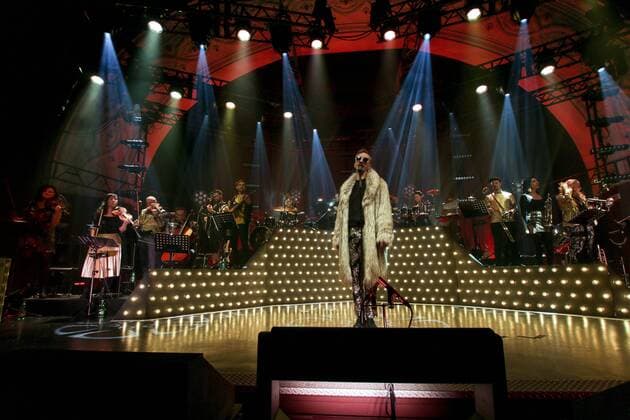 TV Moderator Jan Böhmermann und sein Rundfunk Tanzorchester Ehrenfeld beim Konzert am 25.01.2019 im Haus Auensee Leipzig Copyright: xVIADATAx xHolgerxJohnx , Leipzig Sachsen Deutschland