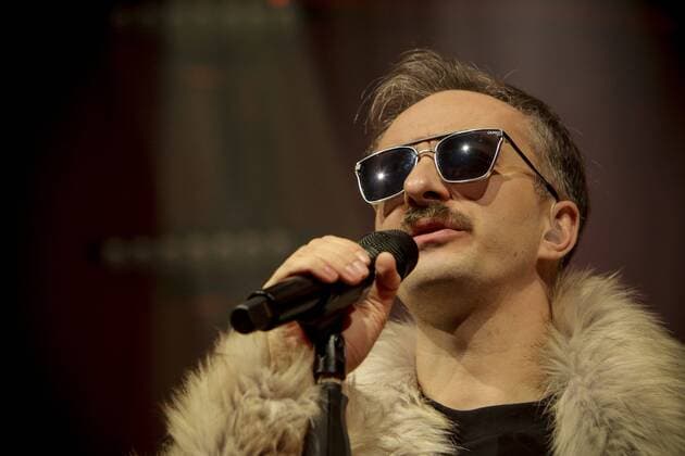TV Moderator Jan Böhmermann und sein Rundfunk Tanzorchester Ehrenfeld beim Konzert am 25.01.2019 im Haus Auensee Leipzig Copyright: xVIADATAx xHolgerxJohnx , Leipzig Sachsen Deutschland