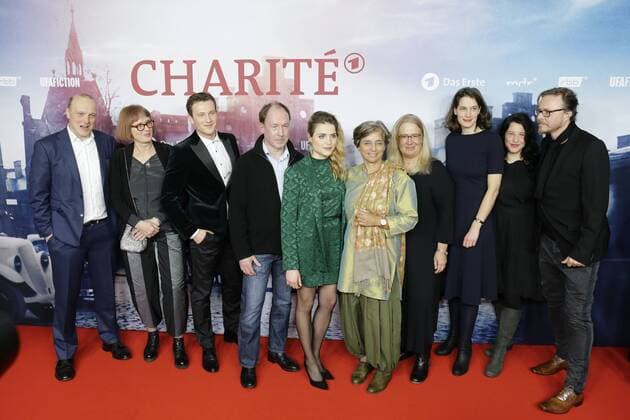 Entertainment Themen der Woche Entertainment Bilder des Tages Deutschland, Berlin, Premierenberichterstattung mit Fotocall am Montag, 28. Januar 2019, anlässlich der Premiere von Charite, 2. Staffel *** Germany Berlin Premiere coverage with Fotocall on Monday 28 January 2019 on the occasion of the premiere of Charite 2 series