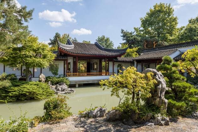 Pagode im Dr. Sun Yat-Sen Classical Chinese Garden , traditionelle chinesische Architektur, Vancouver, British Columbia, Kanada, Nordamerika Copyright: imageBROKER/MoritzxWolf iblmmw04824165.jpg