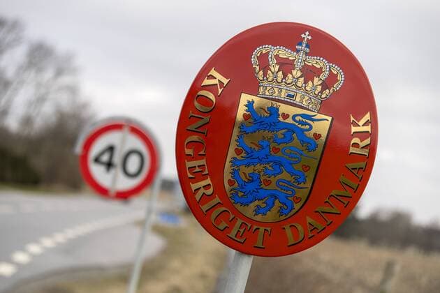 Grenzübergang D - DK Grenzübergang zwischen Pebersmark in Dänemark und Neupersmark in Deutschland MartinxZiemerx xnordpool