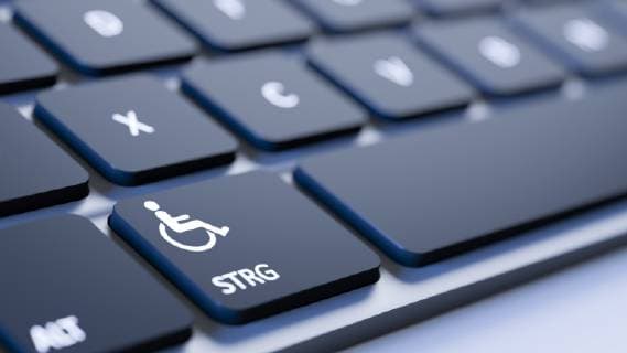 schwarze Tastatur mit Steuerungstaste Behindertensymbol, barrierefreies Surfen, Europa black keyboard with the sign of an wheelchair user, Europe BLWS514702 Copyright: xblickwinkel McPHOTO M.xGannx