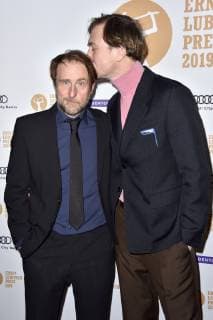 Bjarne Mädel und Lars Eidinger bei der 61. Verleihung vom Ernst-Lubitsch-Preis 2019 im Kino Babylon. Berlin, 30.01.2019