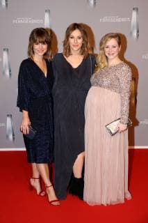 Cristina do Rego, Jeannine Michaelsen und Jasmin Schwiers bei der Ankunft zur Deutscher Fernsehpreis Verleihung am 31.01.2019 in Duesseldorf Deutscher Fernsehpreis Verleihung 2019 in Duesseldorf