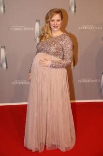 Jasmin Schwiers bei der Ankunft zur Deutscher Fernsehpreis Verleihung am 31.01.2019 in Duesseldorf Deutscher Fernsehpreis Verleihung 2019 in Duesseldorf