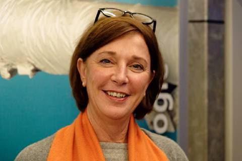 NRW-Schulministerin Yvonne Gebauer bei der DLR. Im Bild die nordrheinwestfäische Bildungsministerin Yvonne Gebauer. Gemeinsam mit Schülerinnen und Schülern besichtigte sie das DLR_School_Lab des Deutschen Zentrums für Luft- und Raumfahrt (DLR) in Köln-Wahn. Köln Nordrhein-Westfalen Deutschland